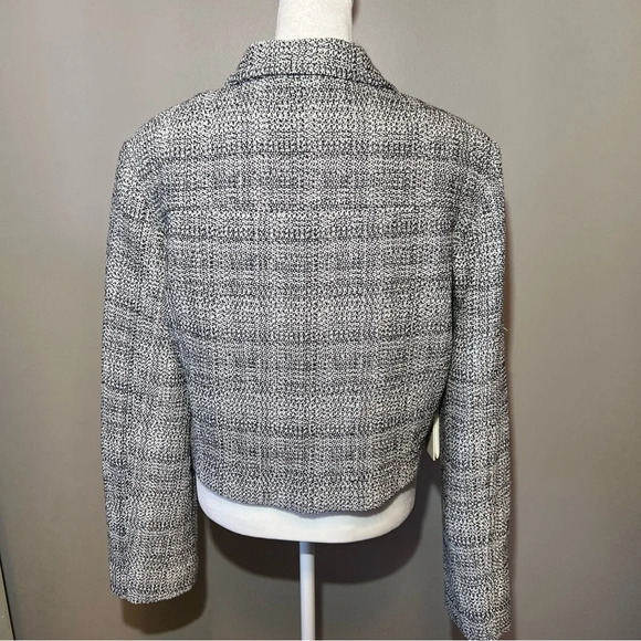 NWT! ARITZIA Babaton Frances Black White Tweed Jacket Blazer Buttons Size M - Picture 5 of 13